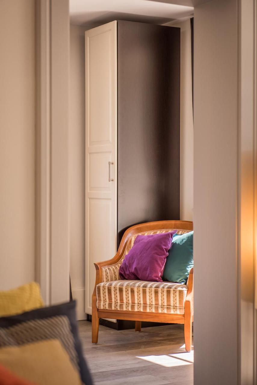 Dependance First Apartment อินเทอร์ลาเคน ภายนอก รูปภาพ